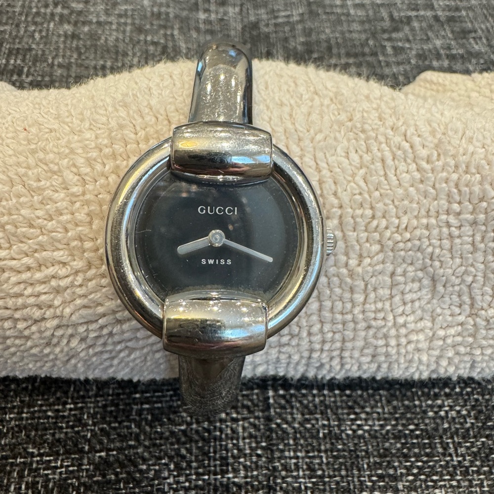 Gucci Vintage 1400L Silver Stainless Steel Horsebit Buckle Watch